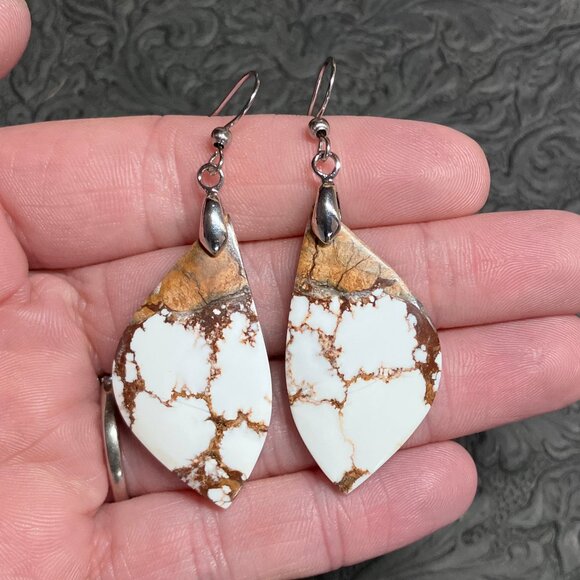 Wild Horse Turquoise Magnesite Crazy Horse Appaloosa Stone Earrings - Picture 5 of 8